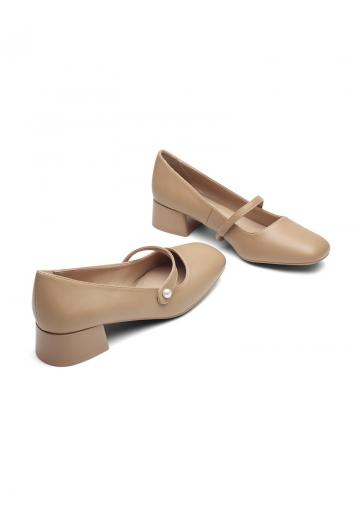 Туфли с высоким носом