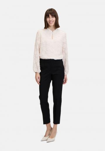 Кружевная блузка