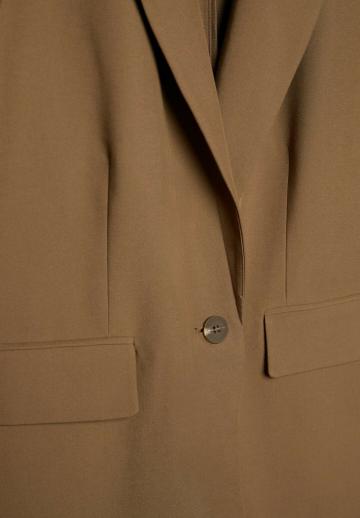 Короткое пальто