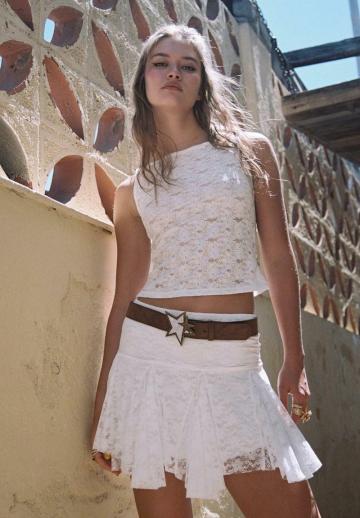 Кружевная блузка