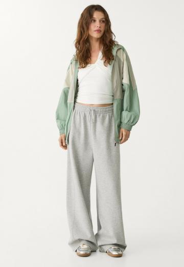 Спортивные штаны