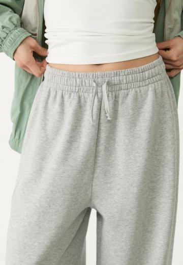 Спортивные штаны