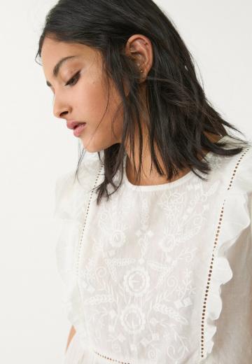 Блузка без рукавов