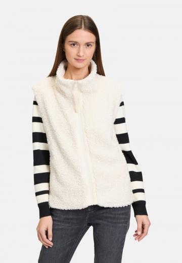 Пуховой жилет