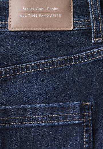 Клешеные брюки