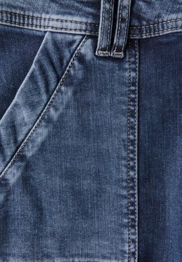 Короткие джинсы