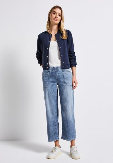 Короткие джинсы