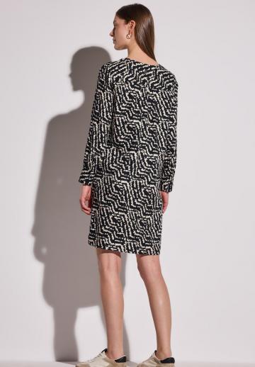 Короткое платье