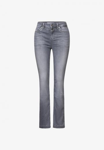 Клешеные брюки