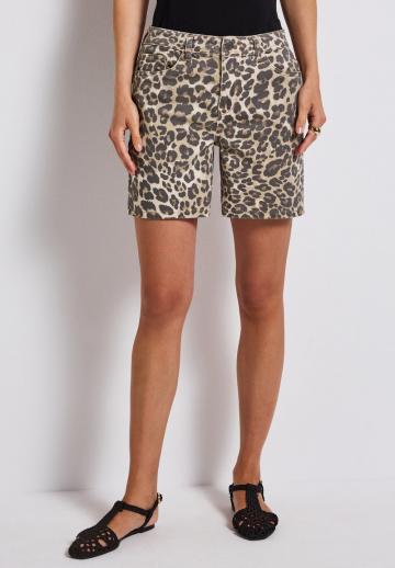 Джинсовые шорты