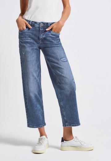 Короткие джинсы