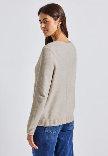 Вязаная кофта