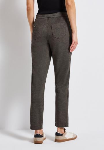 Спортивные штаны