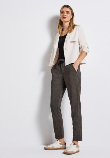 Спортивные штаны