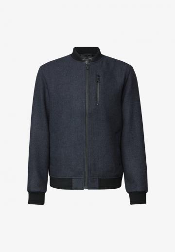 Куртка бомбер