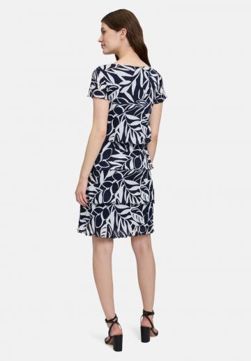 Короткое платье