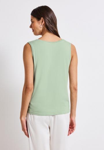Блузка без рукавов