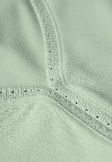 Блузка без рукавов