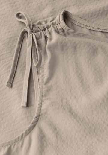 Блузка без рукавов