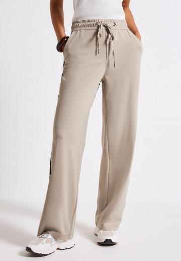 Спортивные штаны