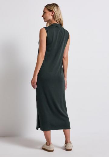 Вязаное платье