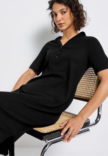 Вязаное платье