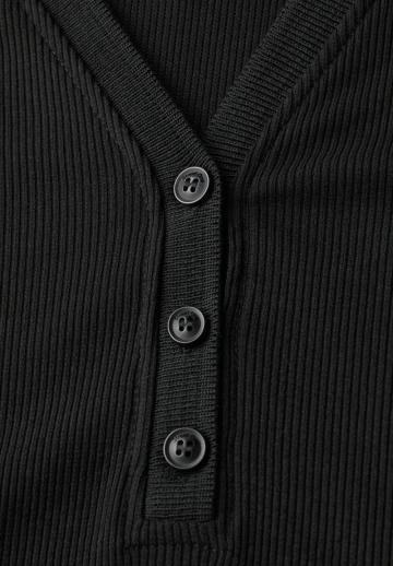 Вязаное платье