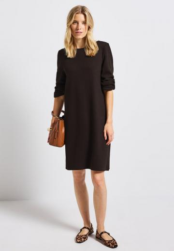 Вязаное платье