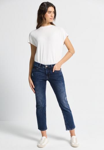 Короткие джинсы