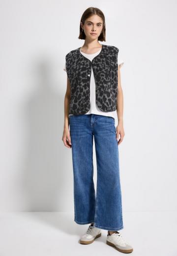 Короткая куртка