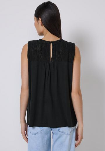 Блузка без рукавов