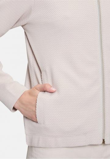 Короткая куртка