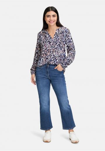 Прямые джинсы