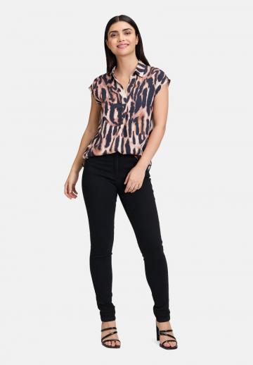 Атласная блузка