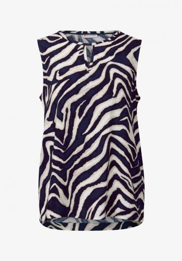 Блузка без рукавов