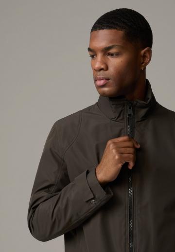 Куртка-дождевик