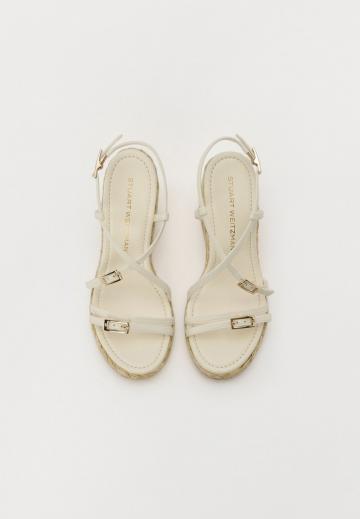 Босоножки на танкетке