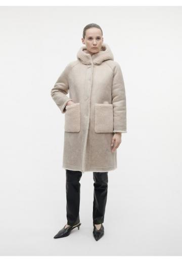 Шерстяное пальто