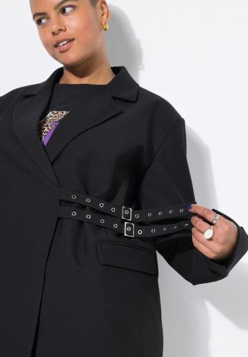 Блейзер с накладными карманами