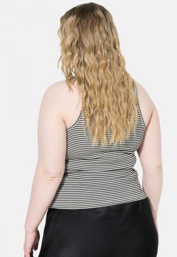 Блузка без рукавов