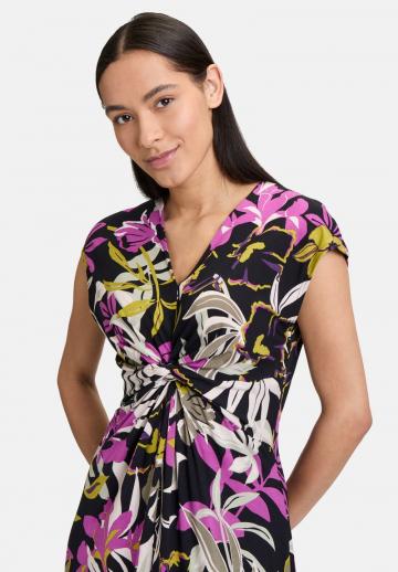 Короткое платье