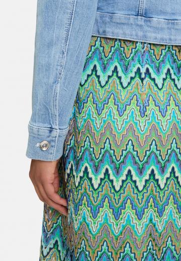 Джинсовая куртка