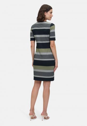 Платье футляр