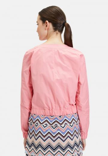 Короткая куртка