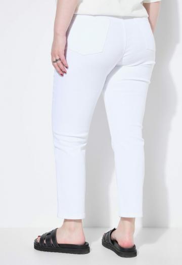 Короткие джинсы