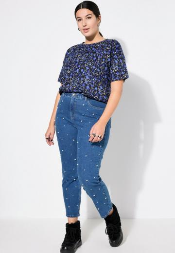 Короткие джинсы