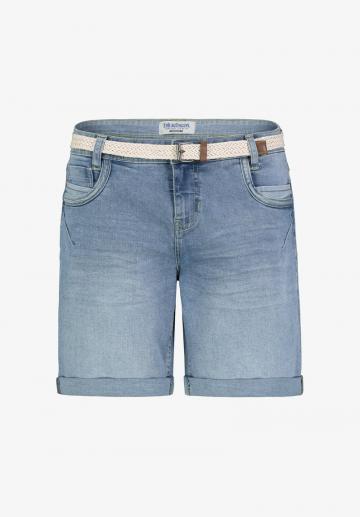 Джинсовые шорты