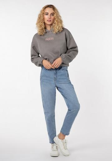 Узкие джинсы