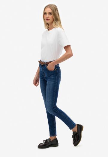 Узкие джинсы