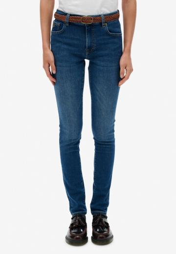 Узкие джинсы